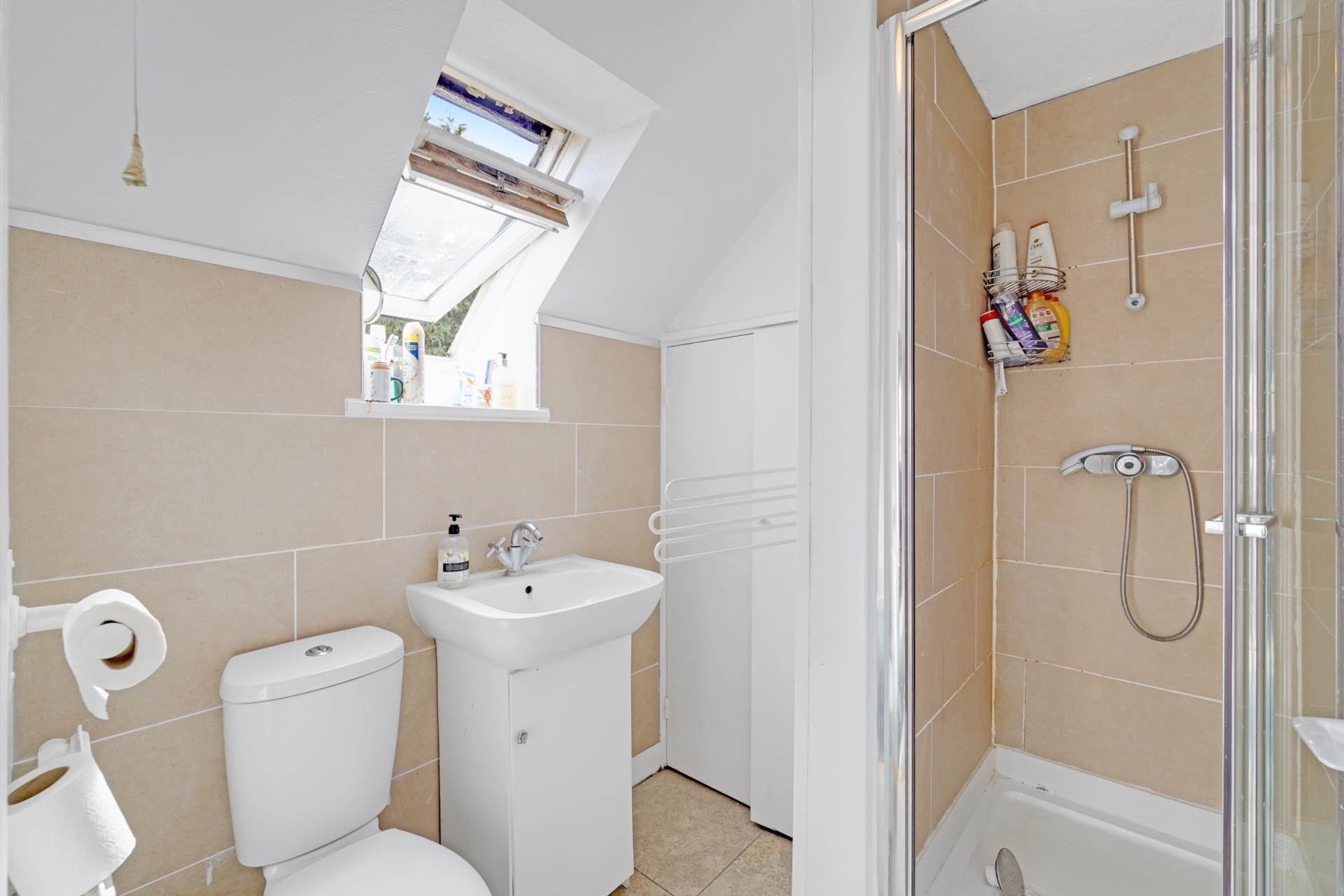 Oliver Gardens, Beckton, Image 12