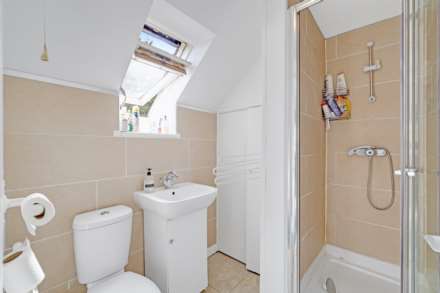 Oliver Gardens, Beckton, Image 12