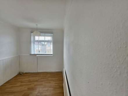 Glenton Way, Romford, Image 8