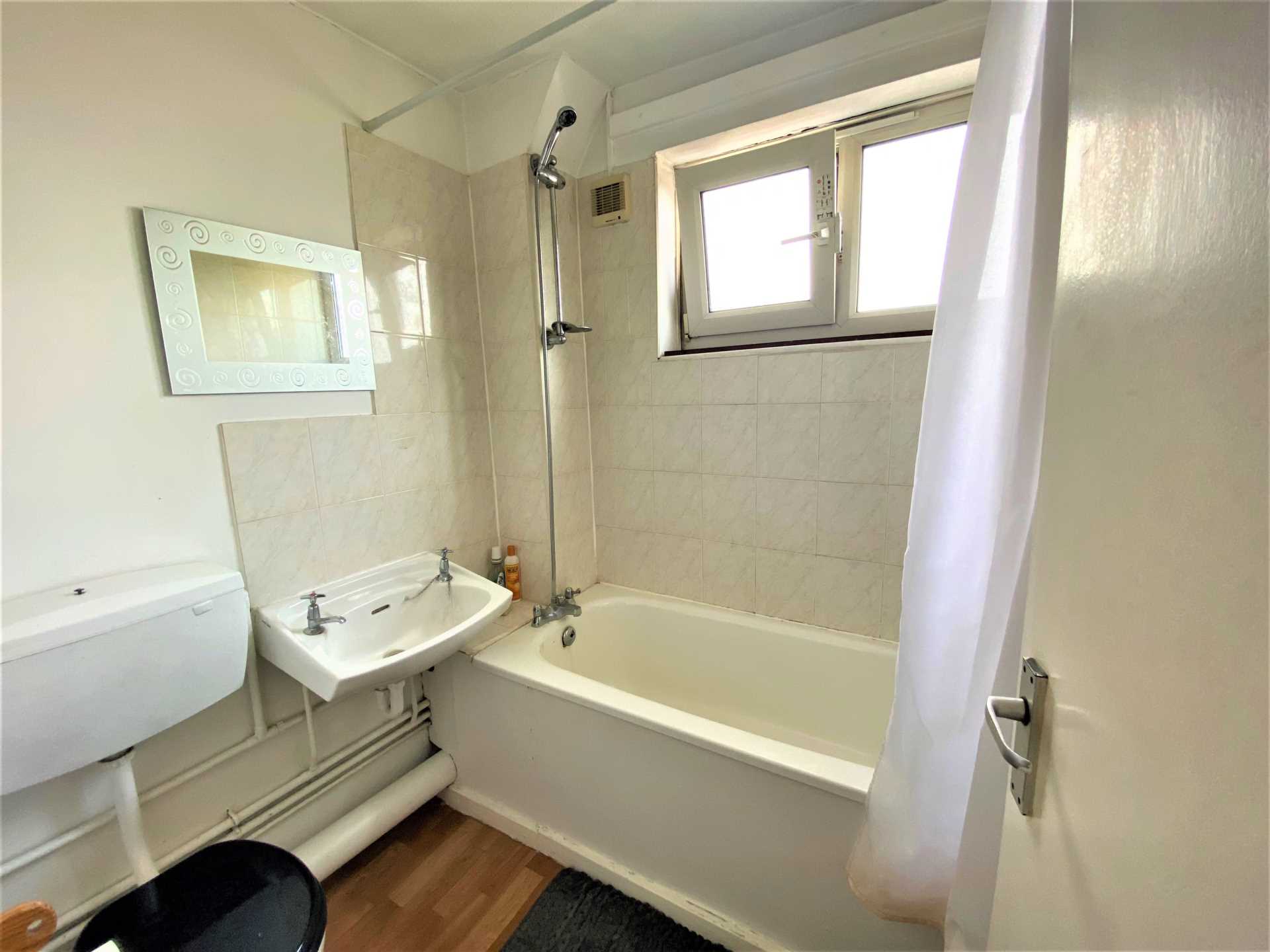 Throckmorton Road, Canning Town, Image 6