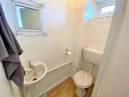 Throckmorton Road, Canning Town, Image 7