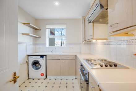 Angelica Drive, London, Image 5