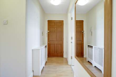 Angelica Drive, London, Image 8