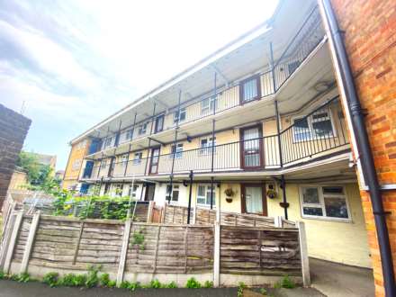 1 Bedroom Flat, Herbert Street, Plaistow