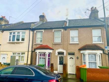 2 Bedroom Terrace, Selby Road, Plaistow, E13