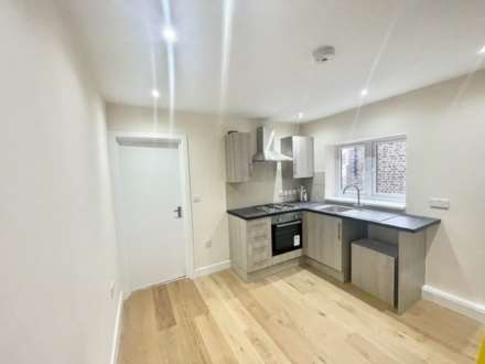 Property For Rent High Road, London