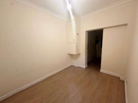 Clements Road, Ilford, Image 3