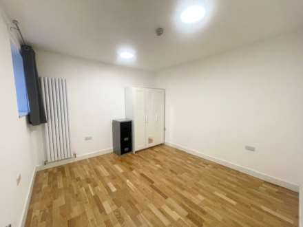 High Road, Leytonstone, Image 2