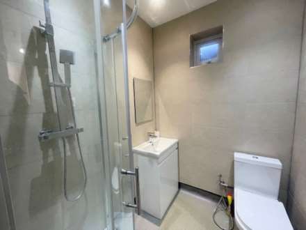 High Road, Leytonstone, Image 3