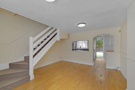 Barton Close, Beckton, Image 2