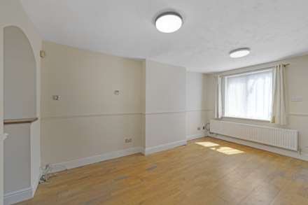 Barton Close, Beckton, Image 3