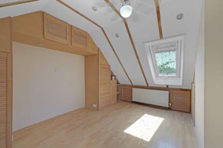 Barton Close, Beckton, Image 8