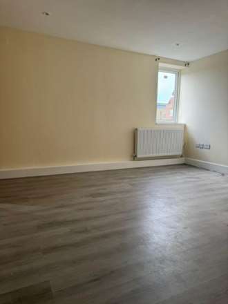 Goodmayes Road, Ilford, Image 2