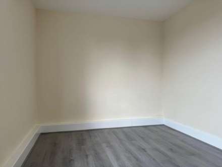 Goodmayes Road, Ilford, Image 3