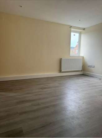 Goodmayes Road, Ilford, Image 2