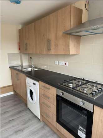 Goodmayes Road, Ilford, Image 4