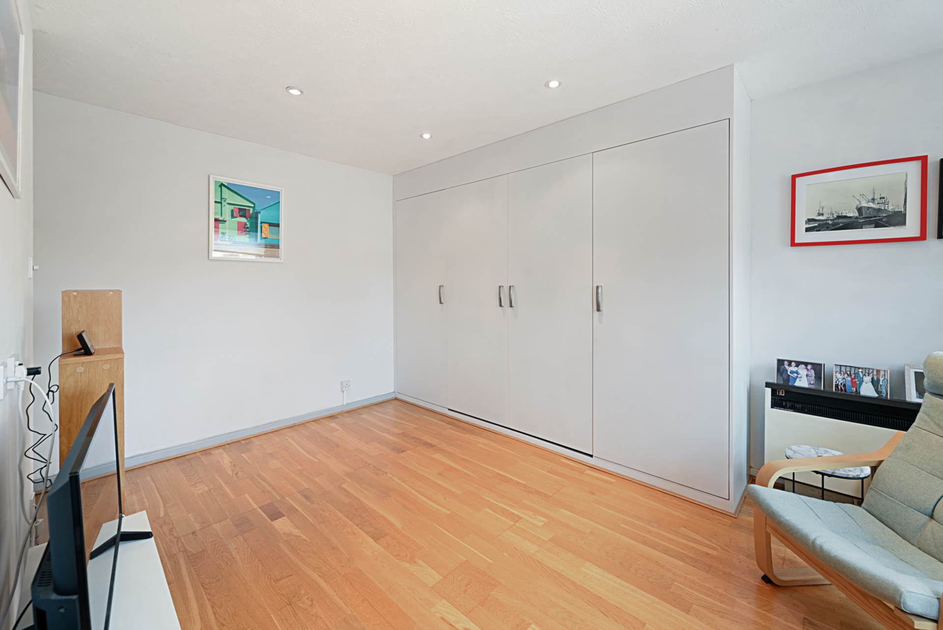 Harper Road, Beckton, Image 11
