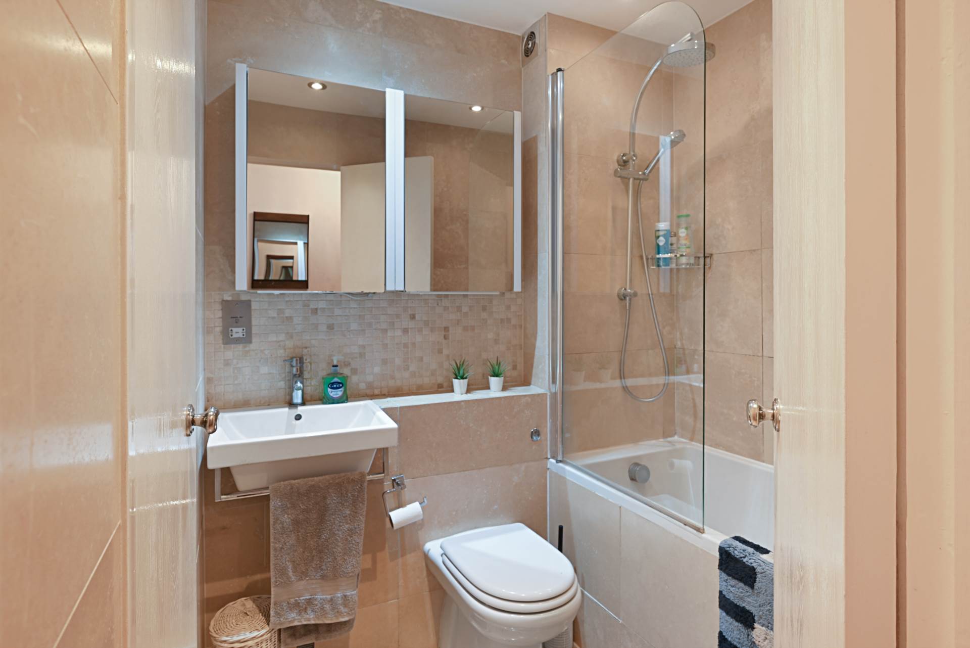 Harper Road, Beckton, Image 13