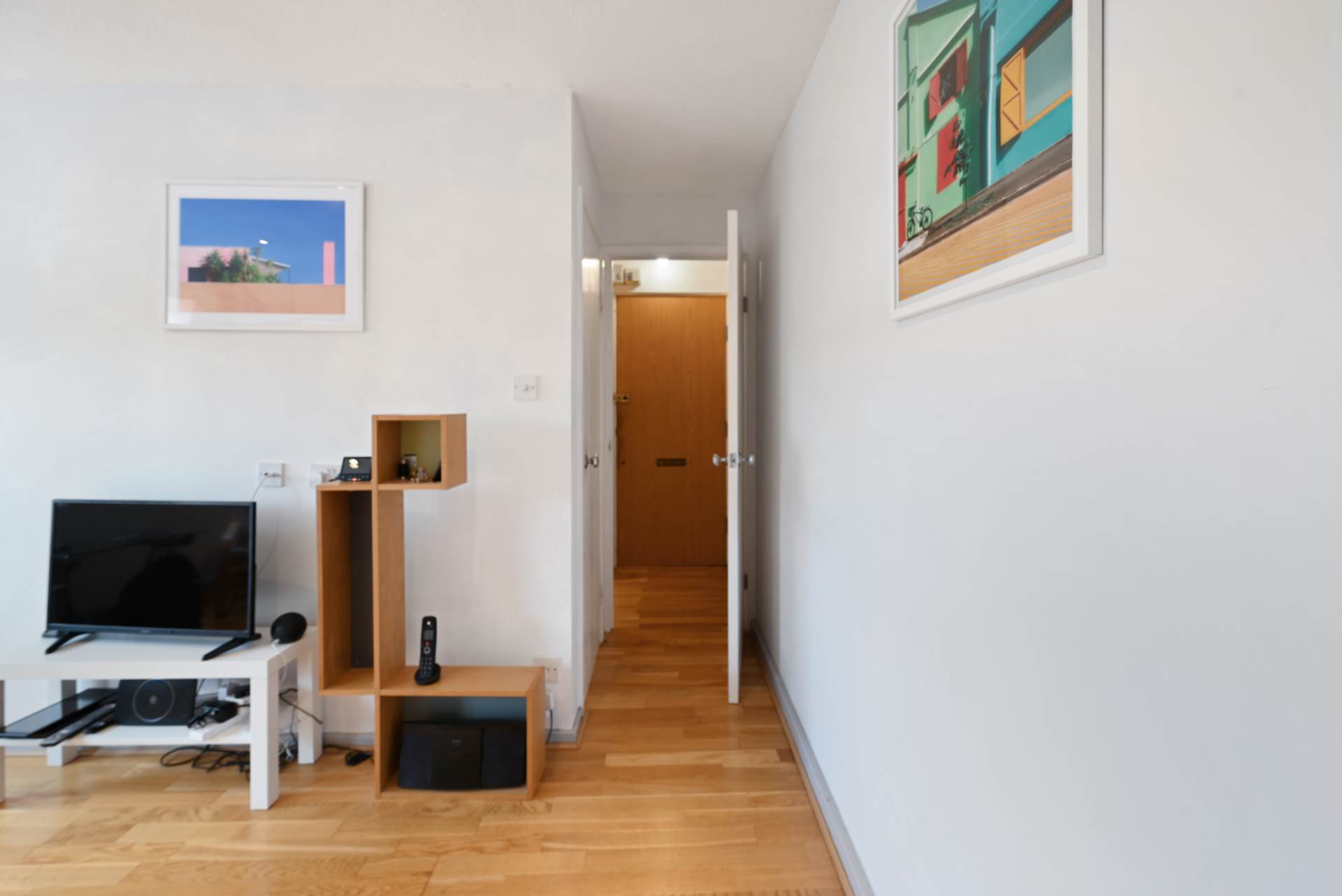 Harper Road, Beckton, Image 7