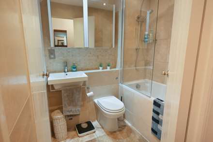 Harper Road, Beckton, Image 12