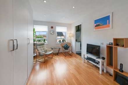 Harper Road, Beckton, Image 6