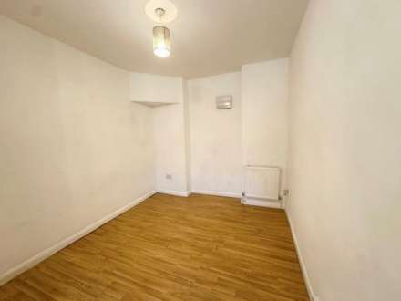 Leytonstone Road, London, E15, Image 2