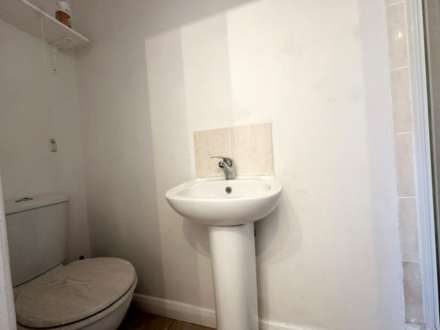 Leytonstone Road, London, E15, Image 3