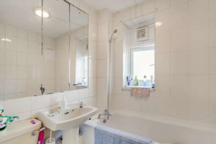 Tollgate Road, Beckton, Image 10