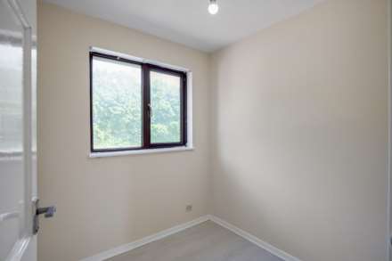 Goose Square, Beckton, Image 12