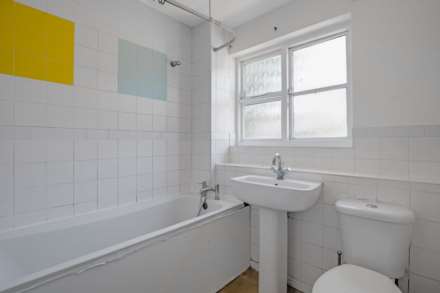 Goose Square, Beckton, Image 5