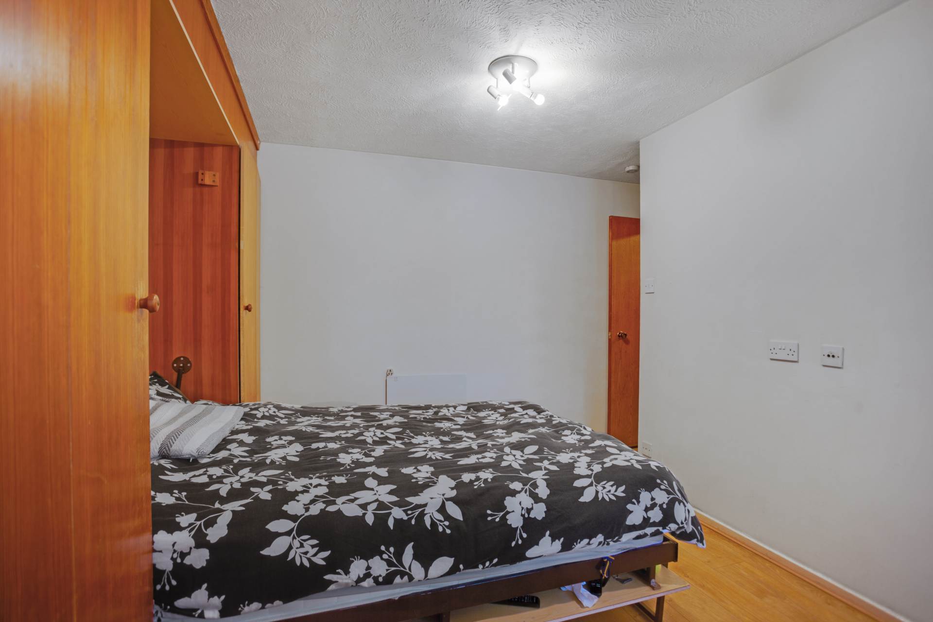 Harper Road, Beckton, Image 5