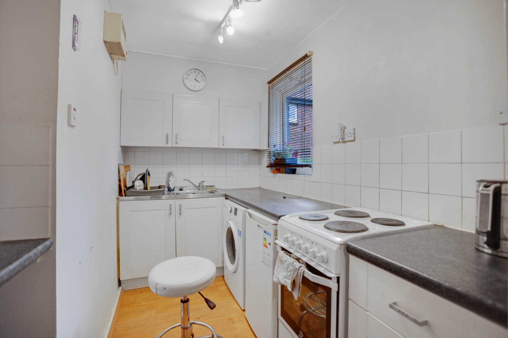 Harper Road, Beckton, Image 7