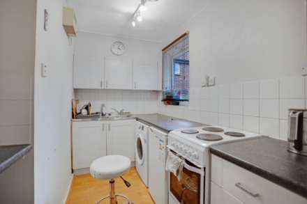 Harper Road, Beckton, Image 7
