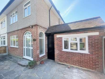 3 Bedroom Semi-Detached, Birds Farm Ave, Romford