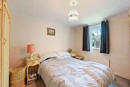 Founders Close, Beckton, Image 13