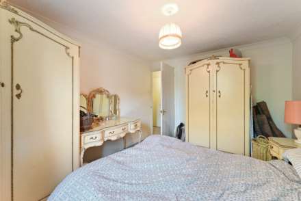 Founders Close, Beckton, Image 14