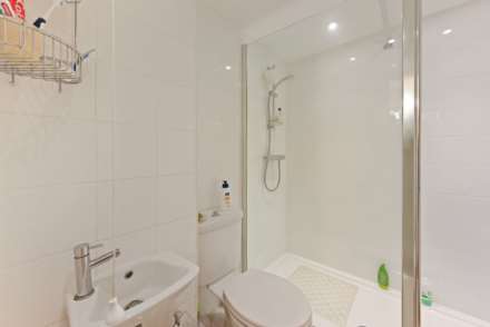 Founders Close, Beckton, Image 15