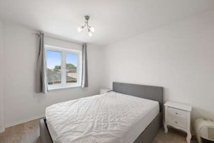 Bracken Close, Beckton, Image 10