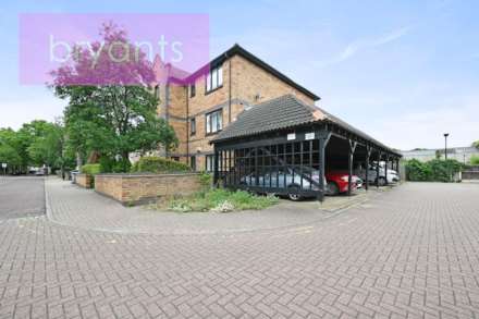 Bracken Close, Beckton, Image 15