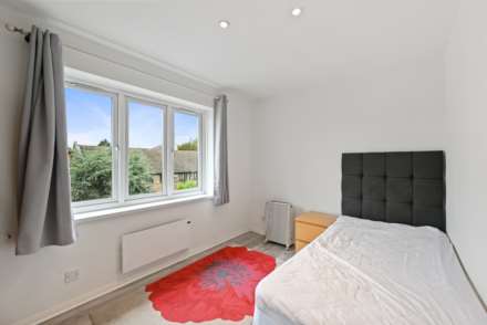 Bracken Close, Beckton, Image 9