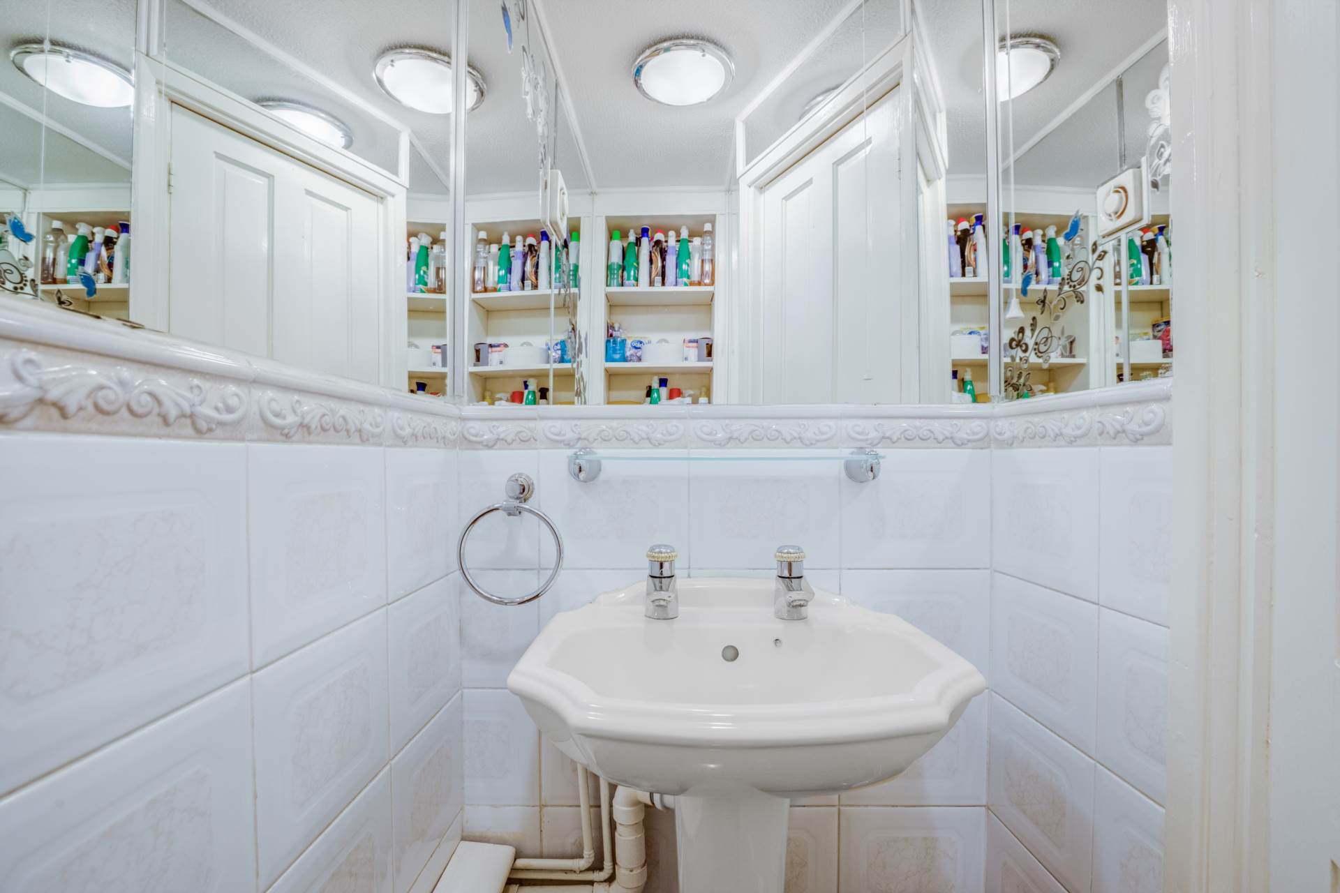 Fulmer Road, London, Image 9