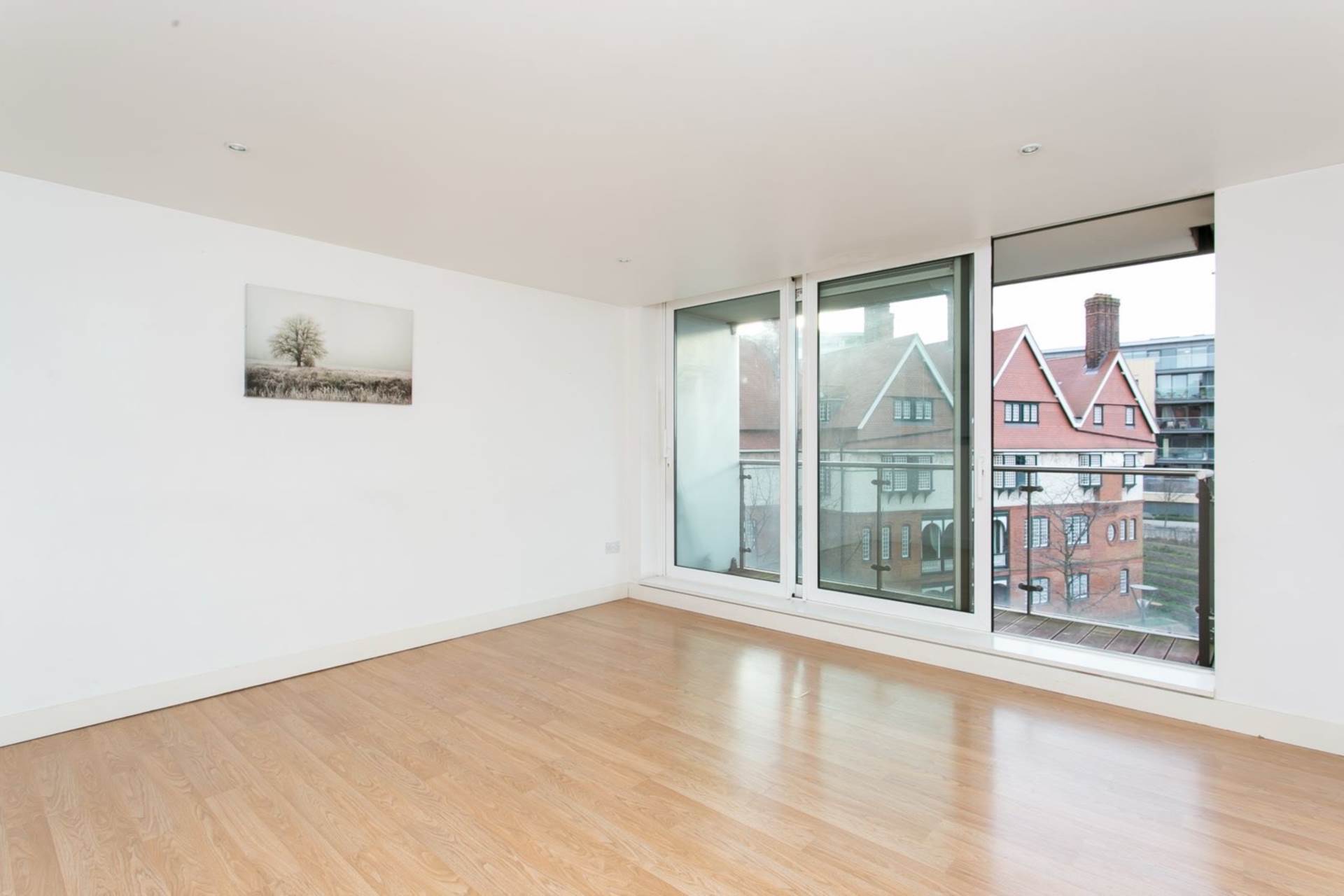 Ebb Court, London, Image 3