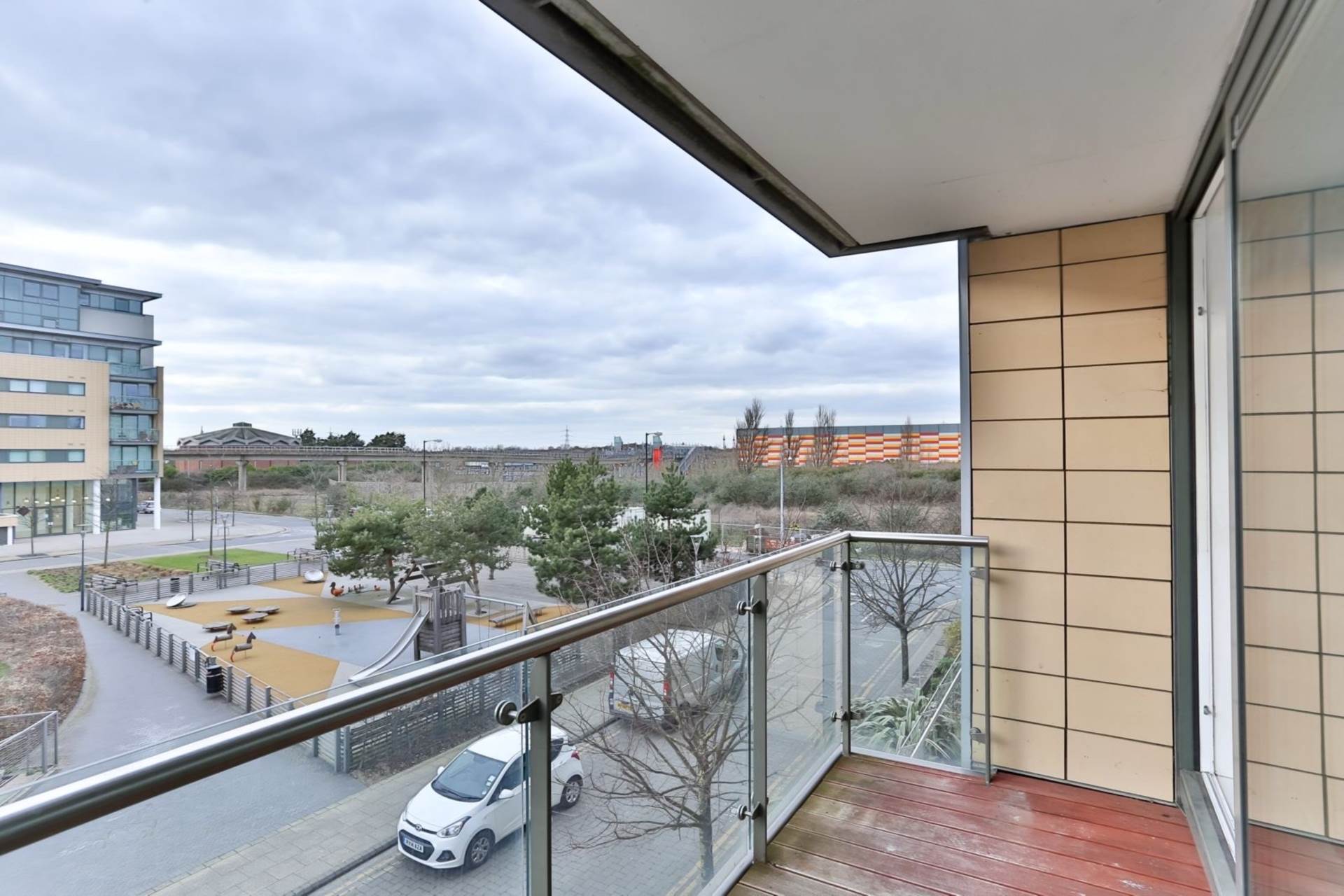 Ebb Court, London, Image 4