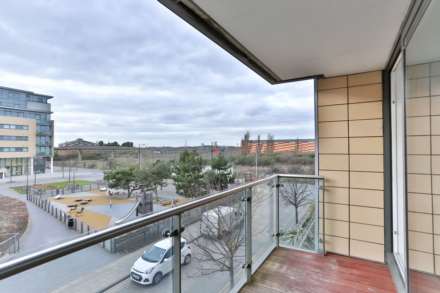 Ebb Court, London, Image 4