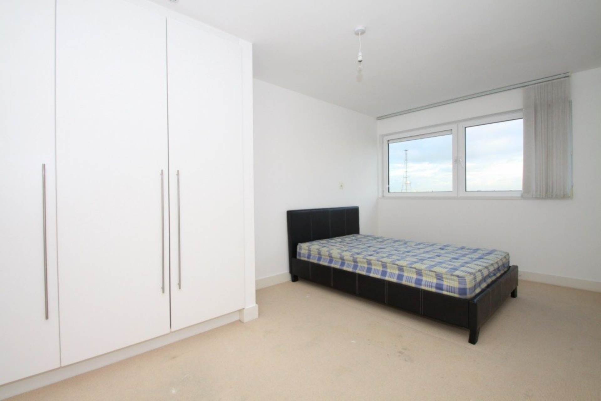 Latitude Court, London, Image 8