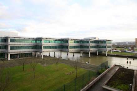 Latitude Court, London, Image 5