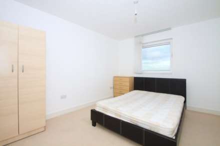 Latitude Court, London, Image 6