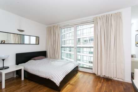 New Providence Wharf, London, Image 3