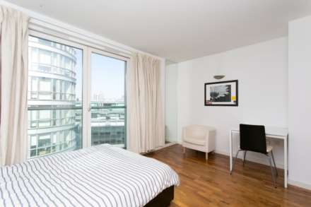 New Providence Wharf, London, Image 4