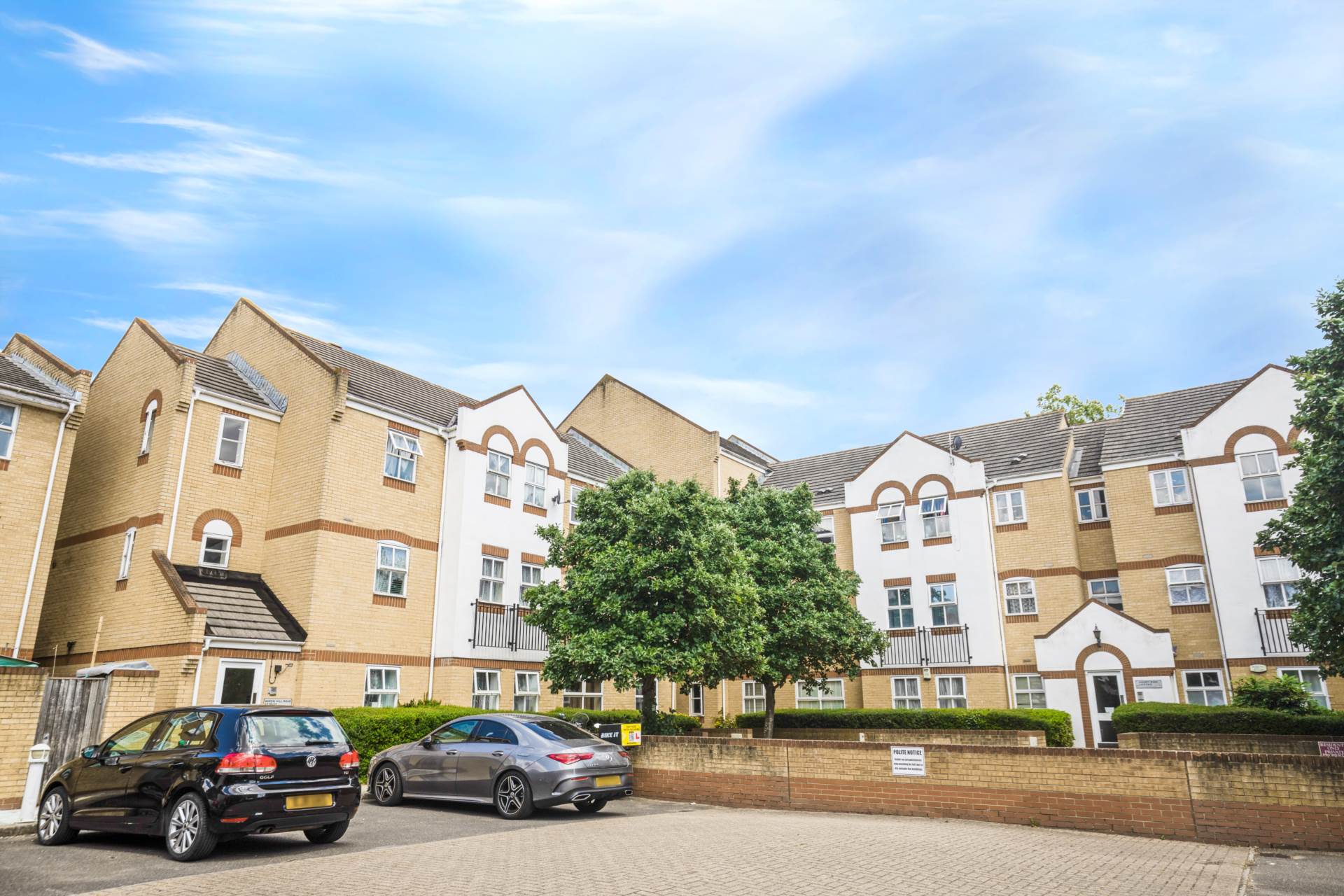 Aaron Hill Road, London, Image 15